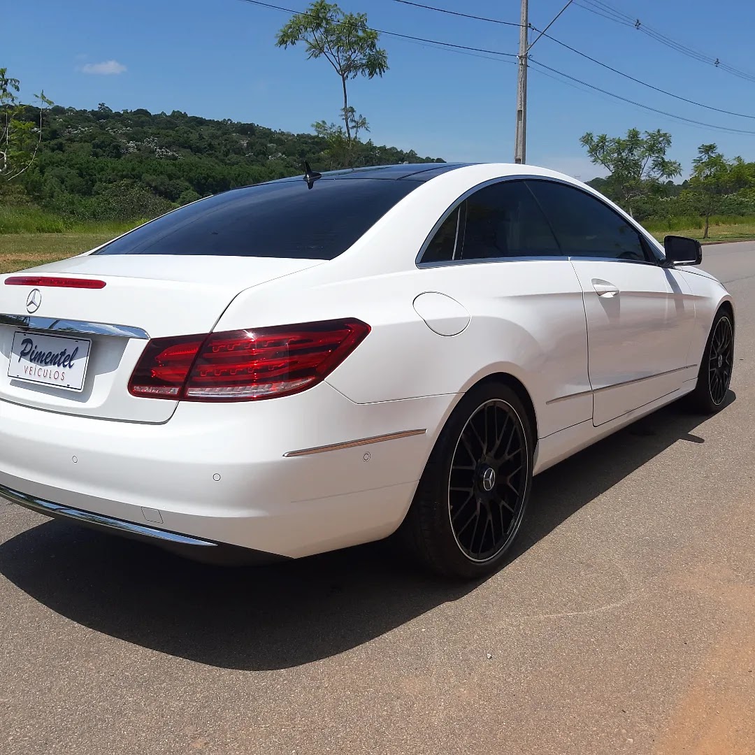 Mercedes E250 Coupê
