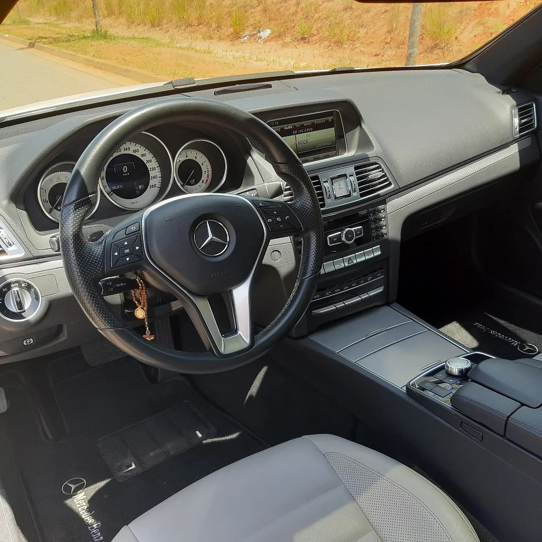 Mercedes E250 Coupê