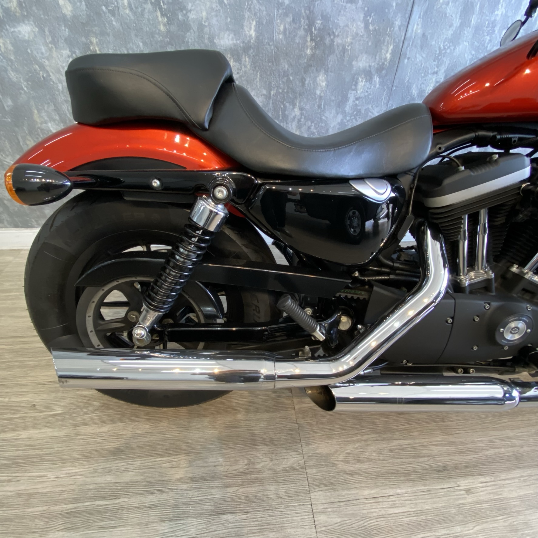 Harley Iron 883