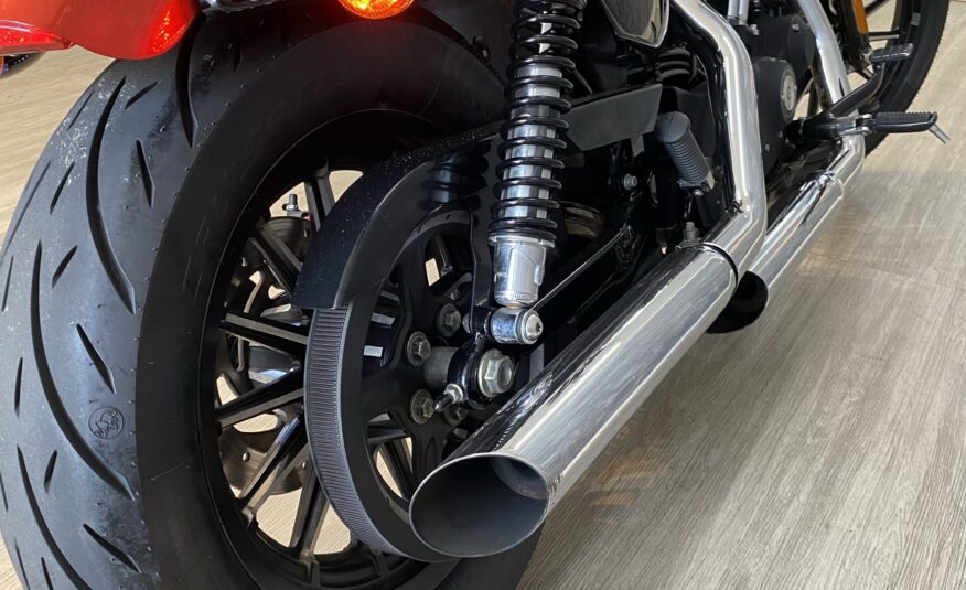 Harley Iron 883