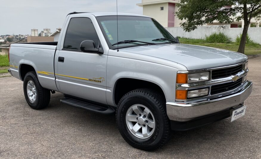 Silverado D20