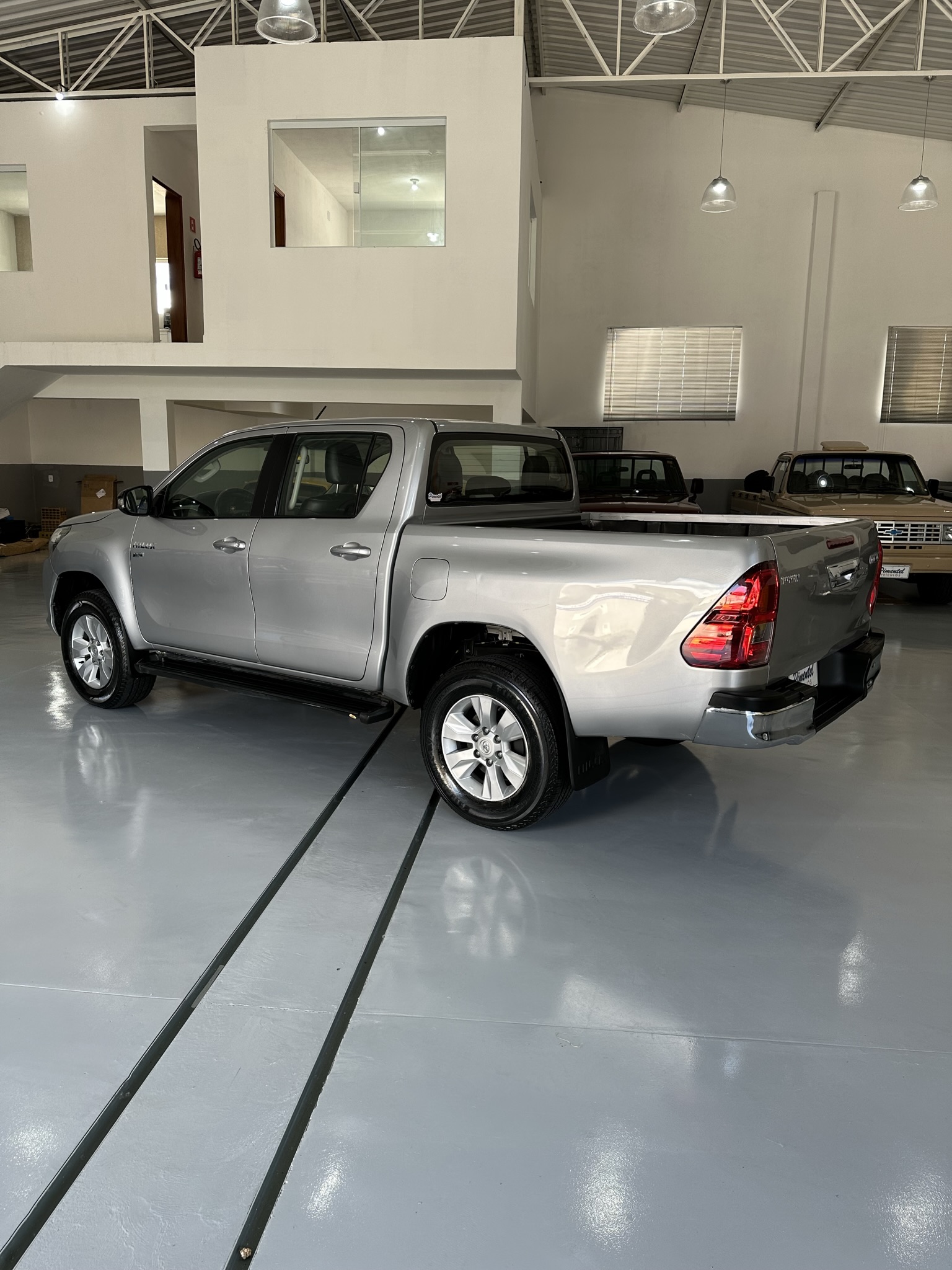 Hilux SR