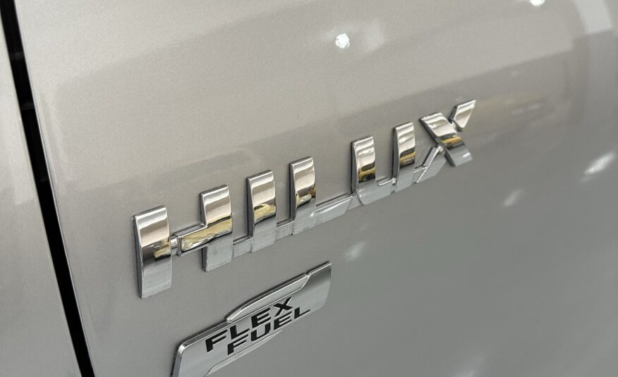 Hilux SR